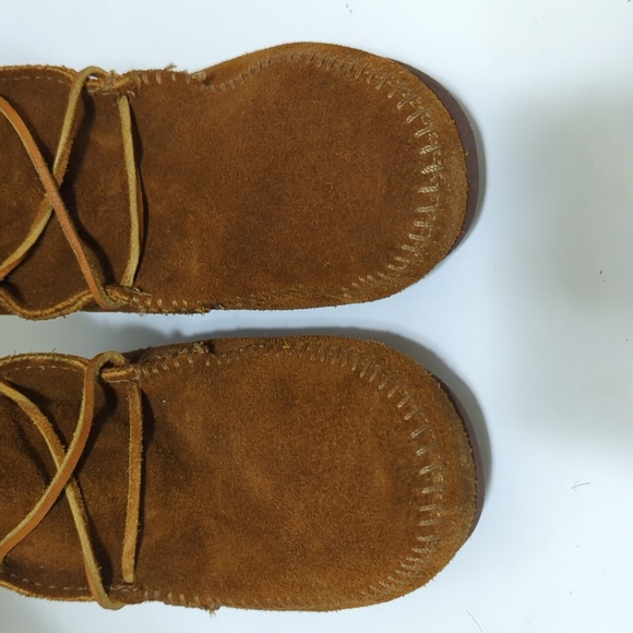 Minnetonka Tall Fringe front Lace suede Pocahontas boots womans size 7 - Picture 9 of 12